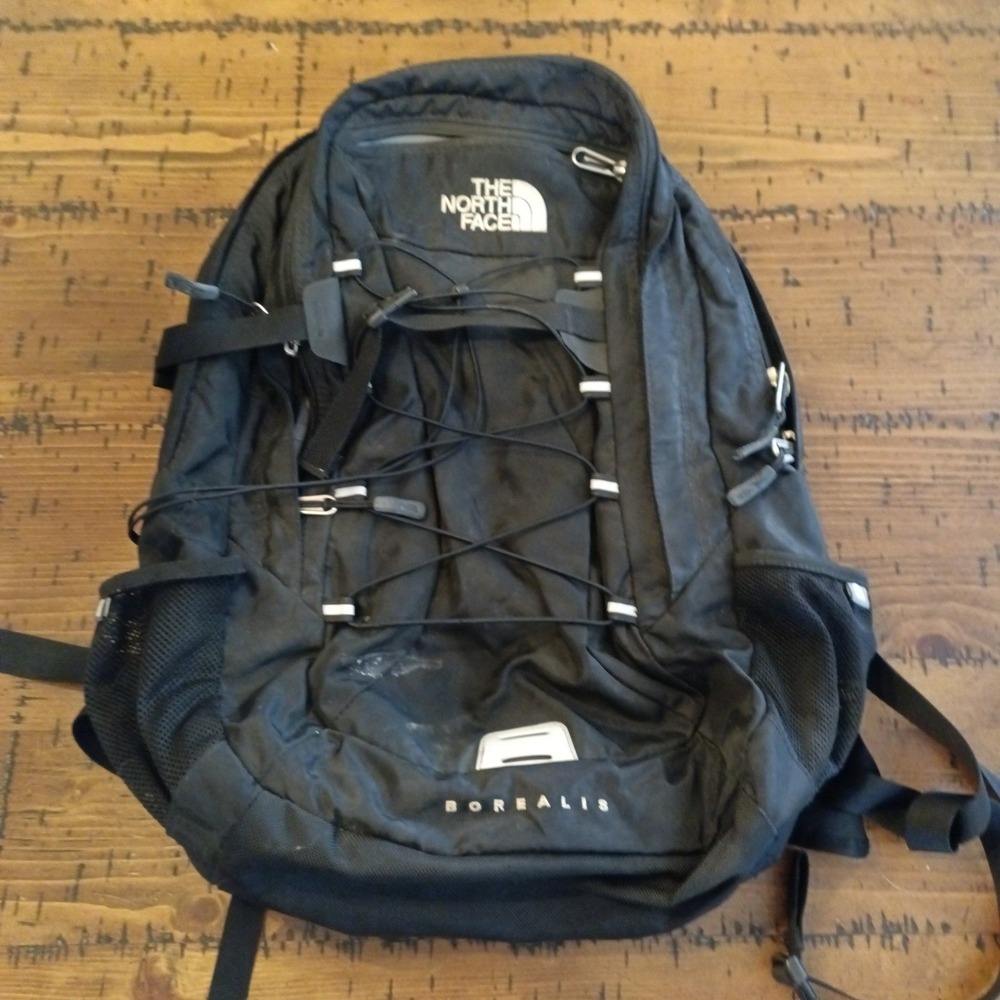 The North Face Borealis Backpack Black Laptop Bag Hiking Pack Outdoor Travel s12